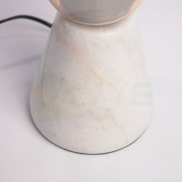 8045 Table Lamp