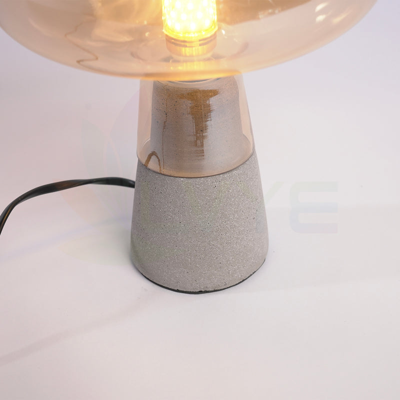 9166T L/M Table Lamp