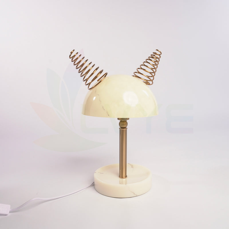 CM122 Table Lamp