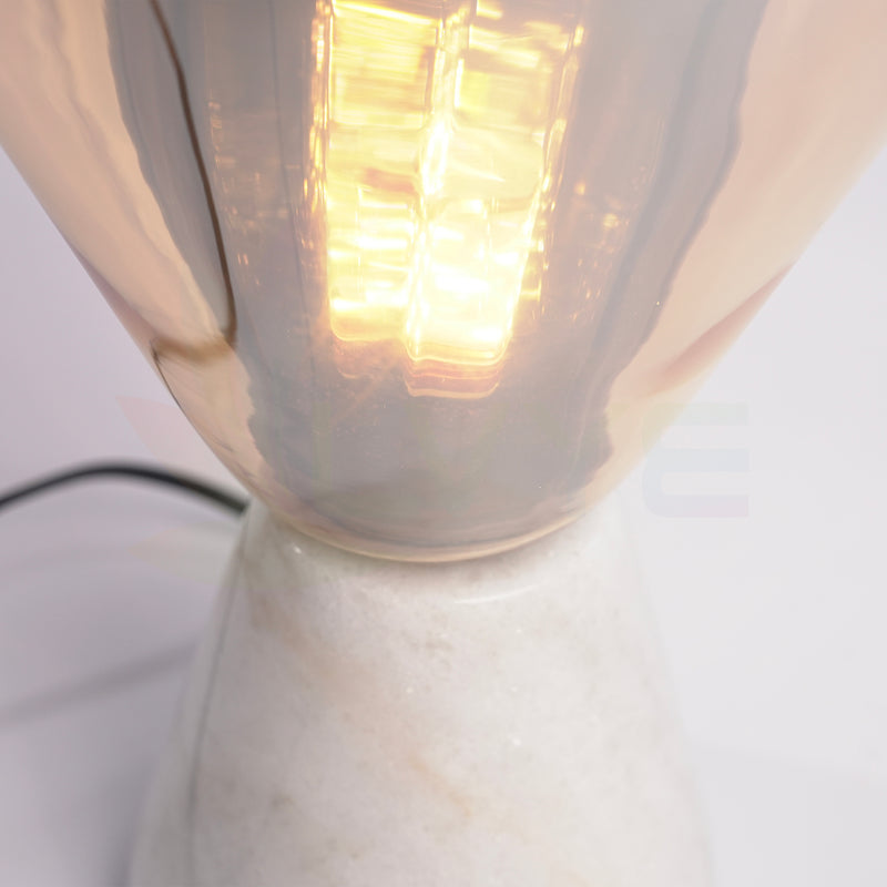 8045 Table Lamp