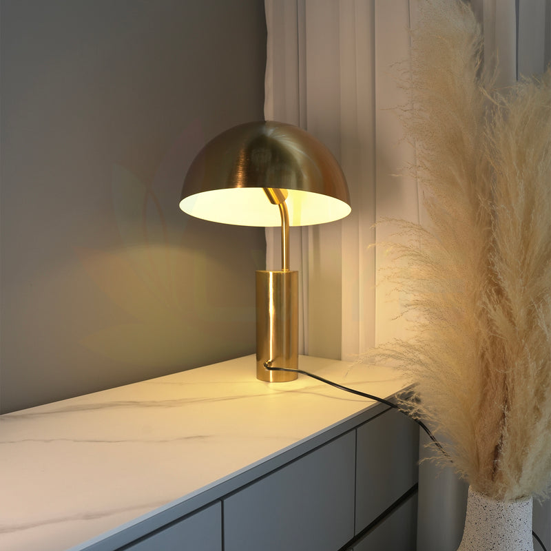 9161-TS Table Lamp