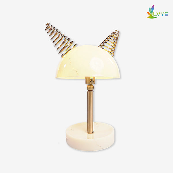 CM122 Table Lamp