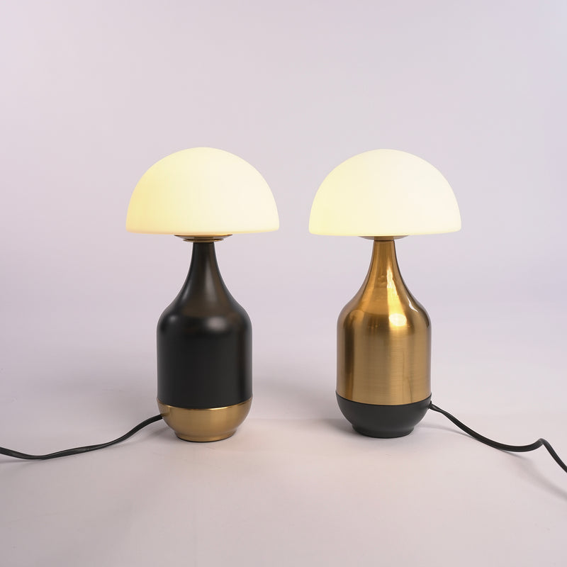 TD42-28-8 GD/BK Table Lamp