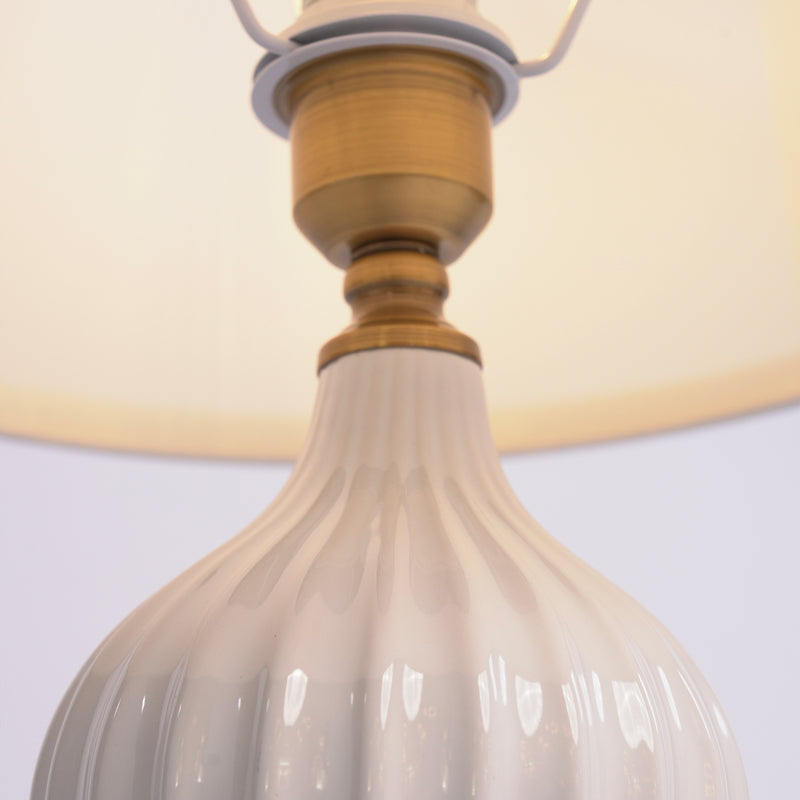 TD43-8 Table Lamp