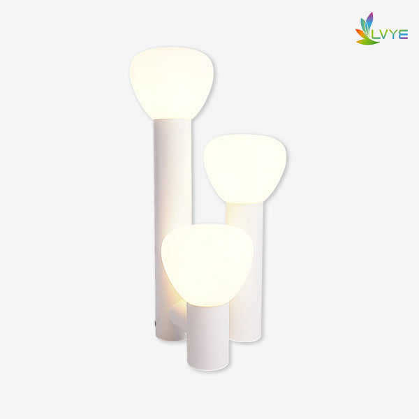 T870 Table Lamp